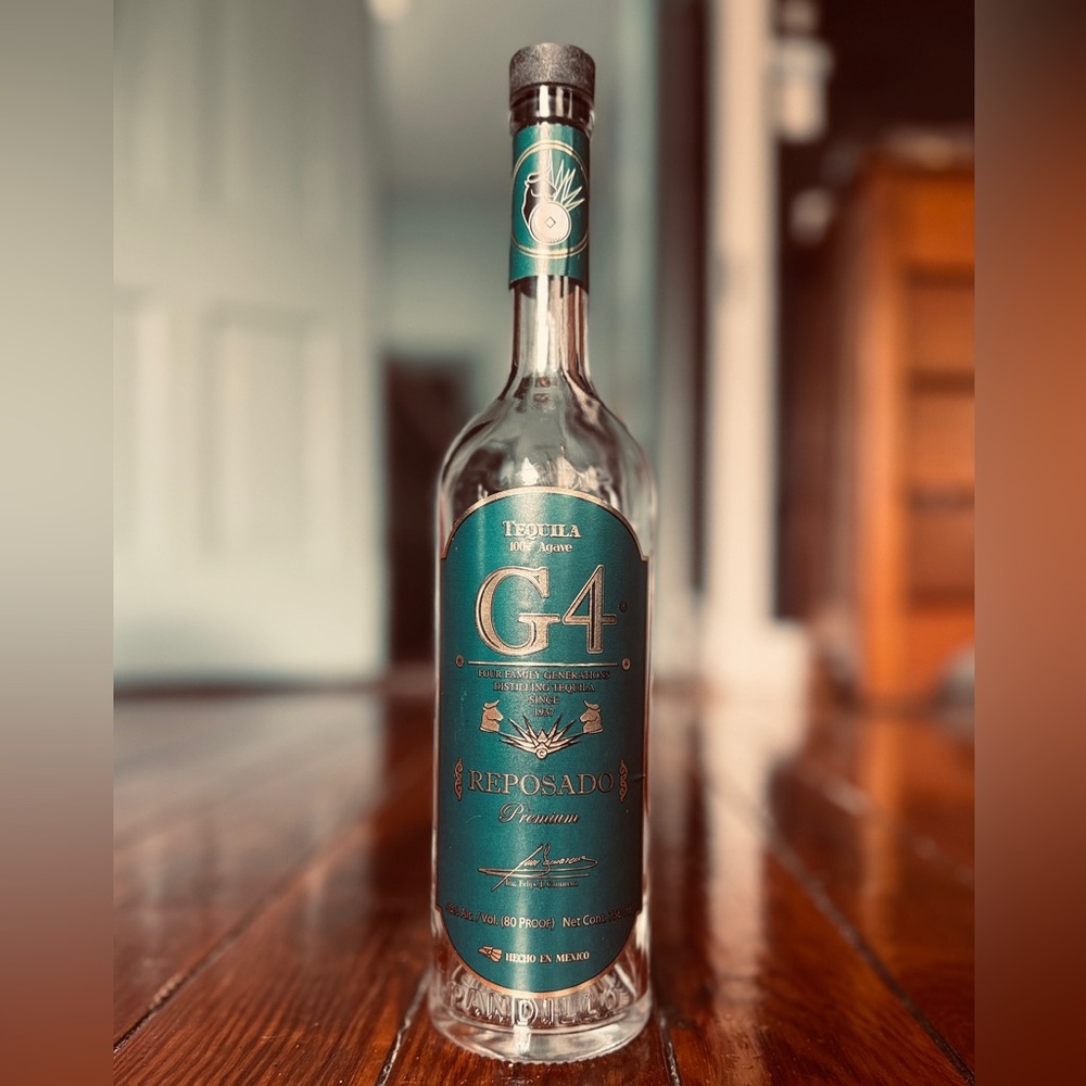 G4 Tequila Reposado Premium - EMPTY BOTTLE 750ml Rare - Picture 2 of 8